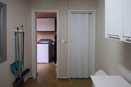 Casa à venda com 126m², 3 quartos e 2 vagasQuarto de Serviço