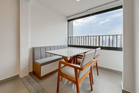 Apartamento para alugar com 40m², 2 quartos e sem vaga Apartamento para alugar com 40m², 2 quartos e sem vagaVaranda da Sala