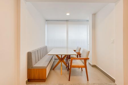 Apartamento para alugar com 40m², 2 quartos e sem vaga Apartamento para alugar com 40m², 2 quartos e sem vagaVaranda da Sala
