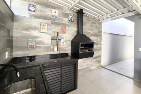 Casa à venda com 112m², 3 quartos e 2 vagas Casa à venda com 112m², 3 quartos e 2 vagasÁrea Gourmet