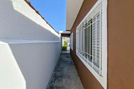 Casa para alugar com 126m², 2 quartos e 4 vagasCorredor lateral