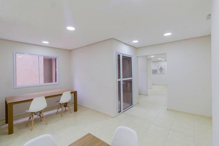 Apartamento à venda com 34m², 2 quartos e sem vagaÁrea Comum - Salão de Festas
