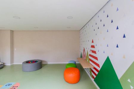 Apartamento à venda com 34m², 2 quartos e sem vagaÁrea Comum - Brinquedoteca