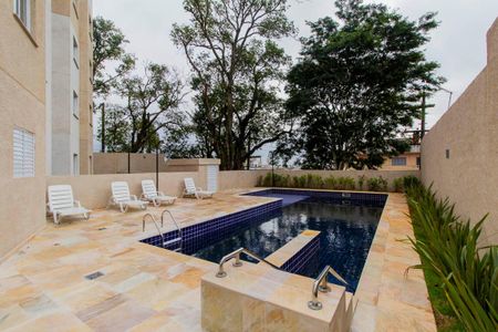 Apartamento à venda com 34m², 2 quartos e sem vagaÁrea Comum - Piscina