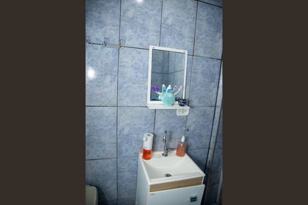 Casa à venda com 112m², 3 quartos e 2 vagasBanheiro