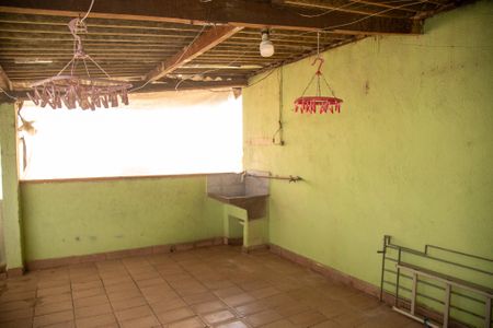 Casa à venda com 112m², 3 quartos e 2 vagasÁrea de Serviço