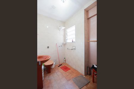 Casa à venda com 160m², 2 quartos e 1 vagaBanheiro Social