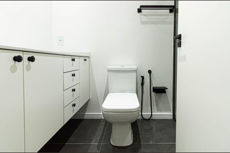 Apartamento para alugar com 120m², 3 quartos e 1 vaga Apartamento para alugar com 120m², 3 quartos e 1 vagaBanheiro