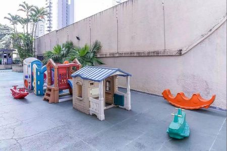 Apartamento para alugar com 120m², 3 quartos e 1 vaga Apartamento para alugar com 120m², 3 quartos e 1 vagaPlayground