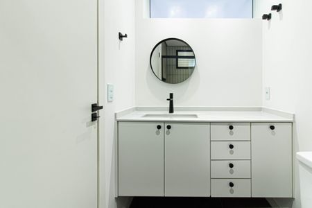 Apartamento para alugar com 120m², 3 quartos e 1 vaga Apartamento para alugar com 120m², 3 quartos e 1 vagaBanheiro