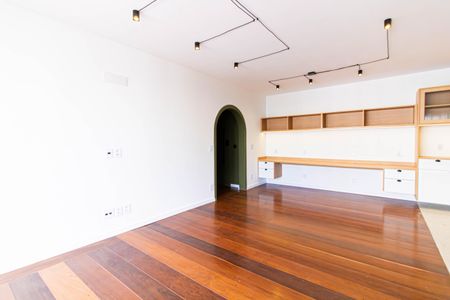 Apartamento para alugar com 120m², 3 quartos e 1 vaga Apartamento para alugar com 120m², 3 quartos e 1 vagaSala