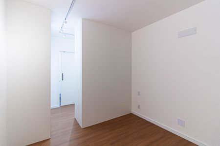 Apartamento para alugar com 120m², 3 quartos e 1 vaga Apartamento para alugar com 120m², 3 quartos e 1 vagaSuíte