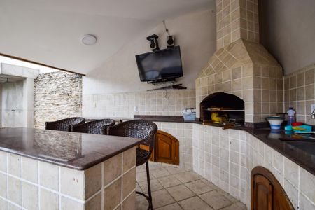 Casa de condomínio à venda com 1000m², 4 quartos e 2 vagasÁrea gourmet