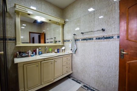 Casa de condomínio à venda com 1000m², 4 quartos e 2 vagasBanheiro Social 1