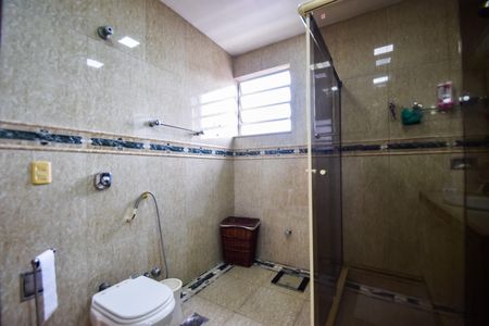 Casa de condomínio à venda com 1000m², 4 quartos e 2 vagasBanheiro Social 1