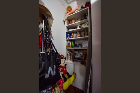 Casa de condomínio à venda com 1000m², 4 quartos e 2 vagasQuarto 4