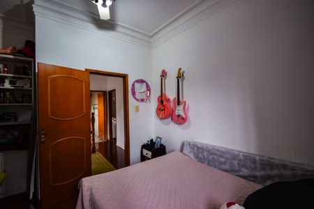 Casa de condomínio à venda com 1000m², 4 quartos e 2 vagasQuarto 4