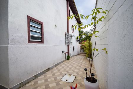 Casa de condomínio à venda com 1000m², 4 quartos e 2 vagasCorredor