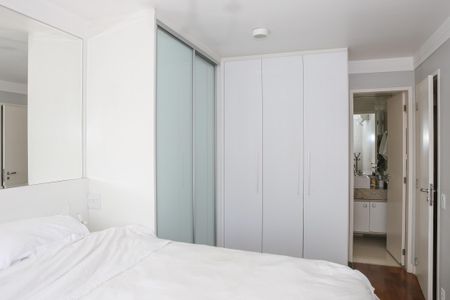 Apartamento à venda com 148m², 3 quartos e 2 vagasSuíte 1