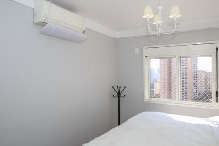 Apartamento à venda com 148m², 3 quartos e 2 vagasSuíte 1