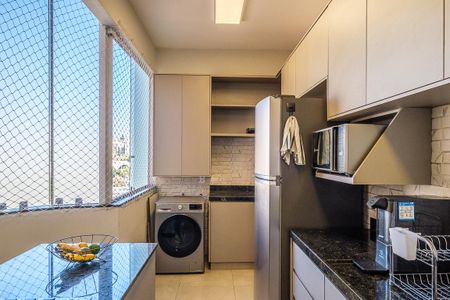 Apartamento para alugar com 90m², 2 quartos e sem vagaCozinha