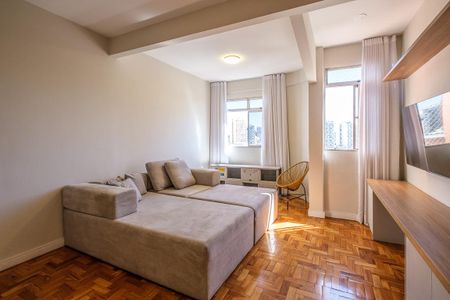 Apartamento para alugar com 90m², 2 quartos e sem vagaSala