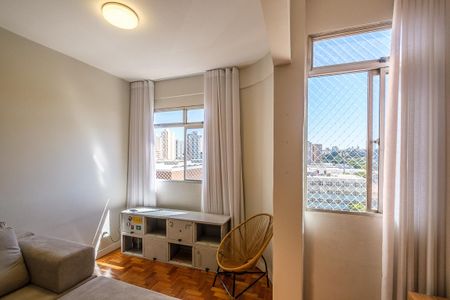 Apartamento para alugar com 90m², 2 quartos e sem vagaSala