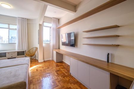 Sala de apartamento para alugar com 2 quartos, 90m² em Centro, Belo Horizonte