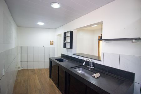 Casa de condomínio à venda com 70m², 3 quartos e 1 vagaCozinha e Área de Serviço