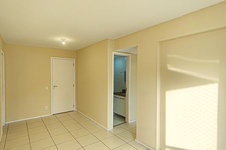 Apartamento para alugar com 60m², 2 quartos e 1 vaga Apartamento para alugar com 60m², 2 quartos e 1 vagaSala