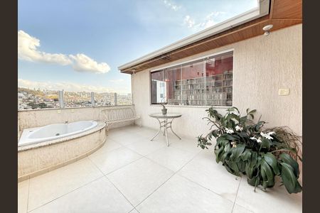 Apartamento à venda com 200m², 4 quartos e 1 vagaÁrea Externa