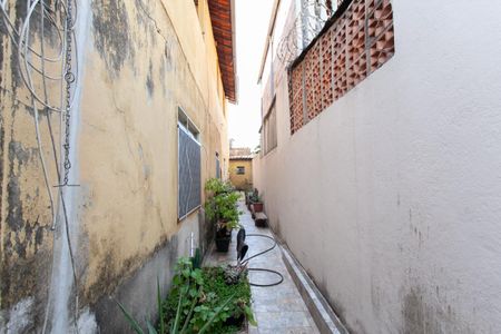 Casa à venda com 123m², 4 quartos e 1 vaga Casa à venda com 123m², 4 quartos e 1 vagaCorredor