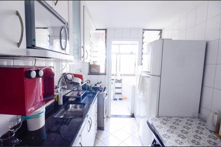 Apartamento à venda com 88m², 2 quartos e 1 vagaCozinha