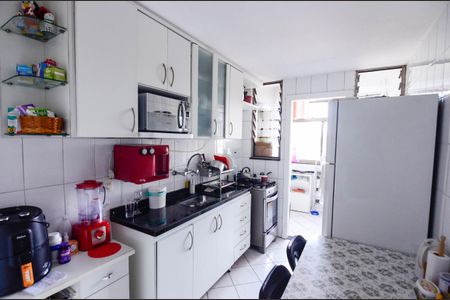 Apartamento à venda com 88m², 2 quartos e 1 vagaCozinha