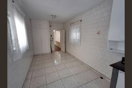 Foto 15 de casa à venda com 3 quartos, 160m² em Vila Monumento, São Paulo