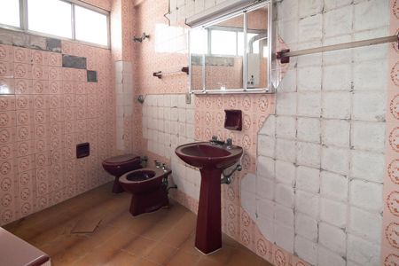 Apartamento à venda com 142m², 2 quartos e sem vagaBanheiro Social