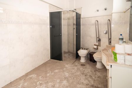 Apartamento à venda com 216m², 2 quartos e sem vagaBanheiro Social