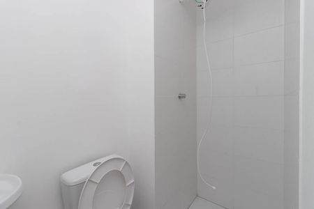 Apartamento para alugar com 33m², 2 quartos e sem vaga Apartamento para alugar com 33m², 2 quartos e sem vagaBanheiro