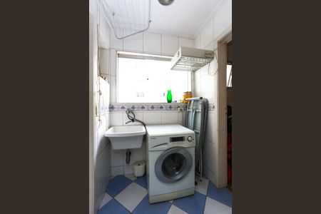 Apartamento à venda com 81m², 2 quartos e 2 vagas Apartamento à venda com 81m², 2 quartos e 2 vagasÁrea de Serviço