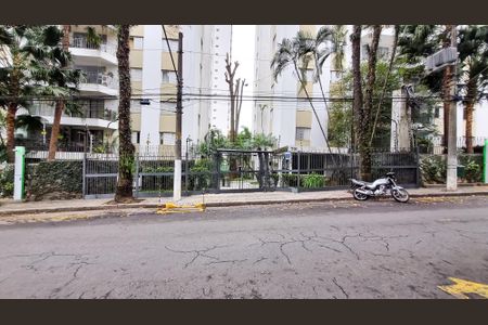 Apartamento à venda com 81m², 2 quartos e 2 vagas Apartamento à venda com 81m², 2 quartos e 2 vagasFachada