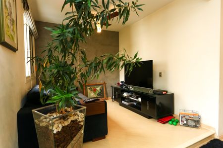 Sala de apartamento à venda com 2 quartos, 81m² em Real Parque, São Paulo