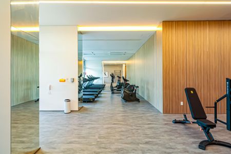 Apartamento à venda com 113m², 3 quartos e 2 vagas Apartamento à venda com 113m², 3 quartos e 2 vagasÁrea comum - Academia