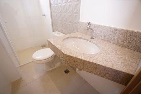 Apartamento para alugar com 61m², 2 quartos e 1 vagaBanheiro social 