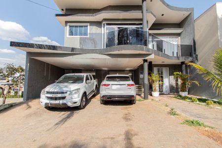 Casa de condomínio para alugar com 400m², 4 quartos e 5 vagas Casa de condomínio para alugar com 400m², 4 quartos e 5 vagasGaragem