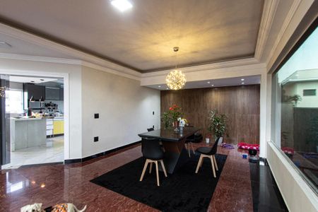 Casa de condomínio para alugar com 400m², 4 quartos e 5 vagas Casa de condomínio para alugar com 400m², 4 quartos e 5 vagasSala de Jantar