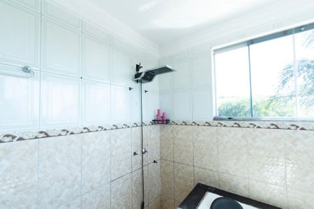 Casa de condomínio para alugar com 400m², 4 quartos e 5 vagas Casa de condomínio para alugar com 400m², 4 quartos e 5 vagasBanheiro da Suíte