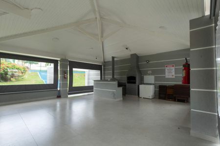 Casa de condomínio para alugar com 400m², 4 quartos e 5 vagas Casa de condomínio para alugar com 400m², 4 quartos e 5 vagasÁrea comum