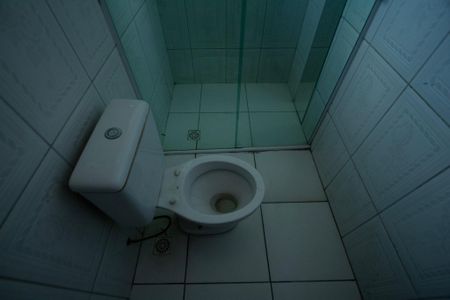 Casa de condomínio para alugar com 400m², 4 quartos e 5 vagas Casa de condomínio para alugar com 400m², 4 quartos e 5 vagasBanheiro da Suíte 3