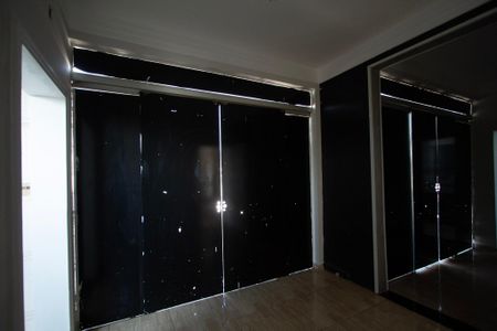 Casa de condomínio para alugar com 400m², 4 quartos e 5 vagas Casa de condomínio para alugar com 400m², 4 quartos e 5 vagasSuíte 2