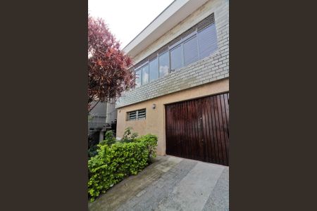 Casa à venda com 177m², 2 quartos e 3 vagas Casa à venda com 177m², 2 quartos e 3 vagasÁrea externa